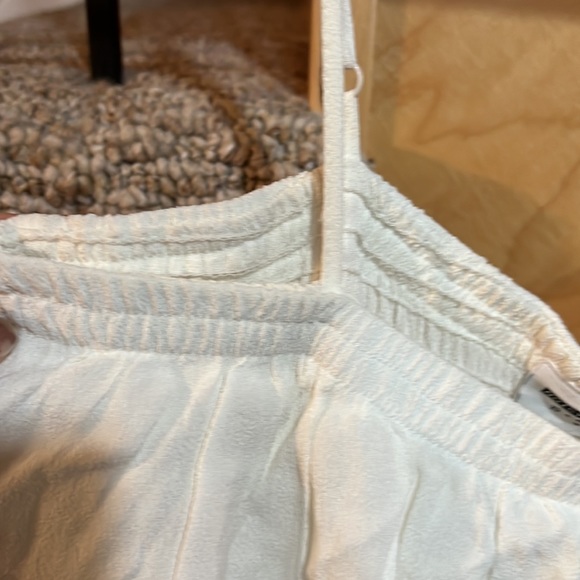 White spaghetti strap ruched waist romper - Picture 4 of 7